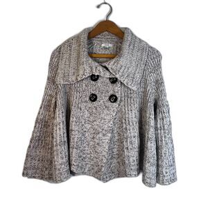 Cache Chunky Cable Knit Aline Sweater Bell Sleeve Size Medium Button Bodice